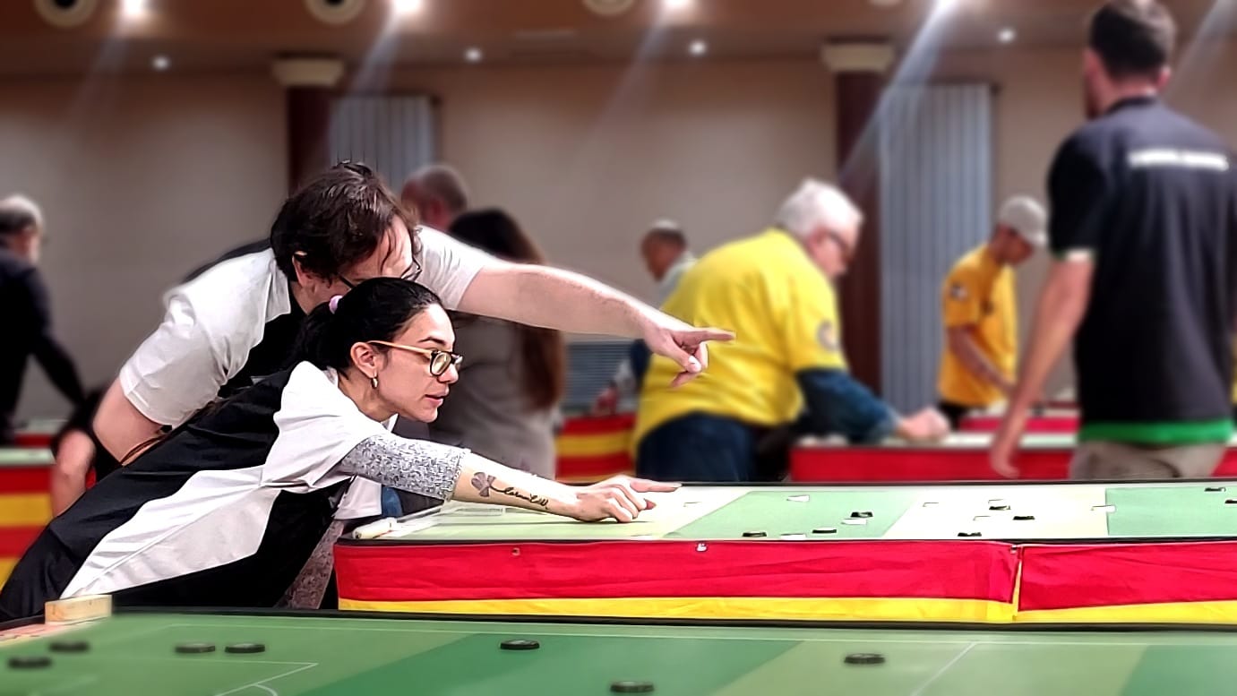 Jugadors en acció durant un torneig a Sant Boi